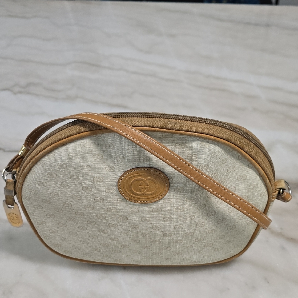 Gucci Cream and Tan Crossbody Bag